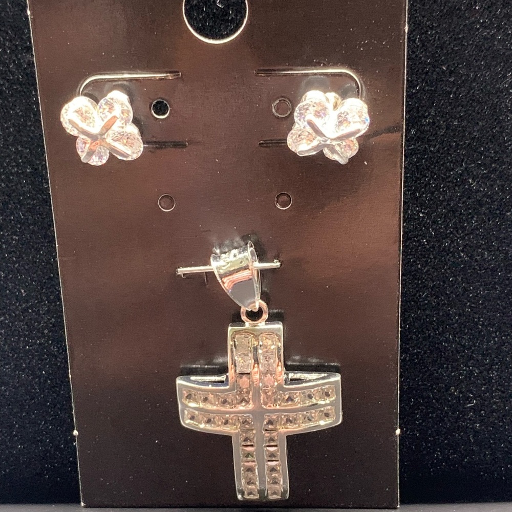 Cross Pendant with earrings Silver 925